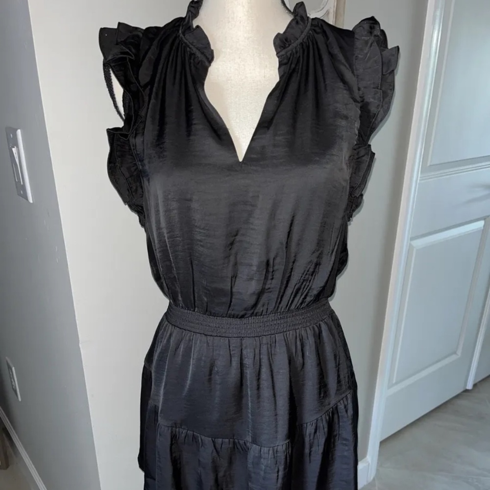 $108 BB Dakota Women's Black Ruffled Sleeveless Fit & Flare Dress Size M